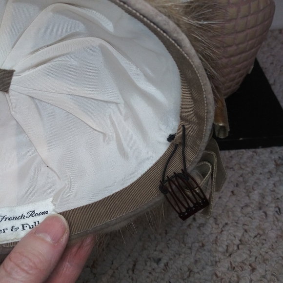 Vintage Stix Baer & Fuller Velvet Bow Trimmed Oval Brown Mink Hat - Picture 10 of 12